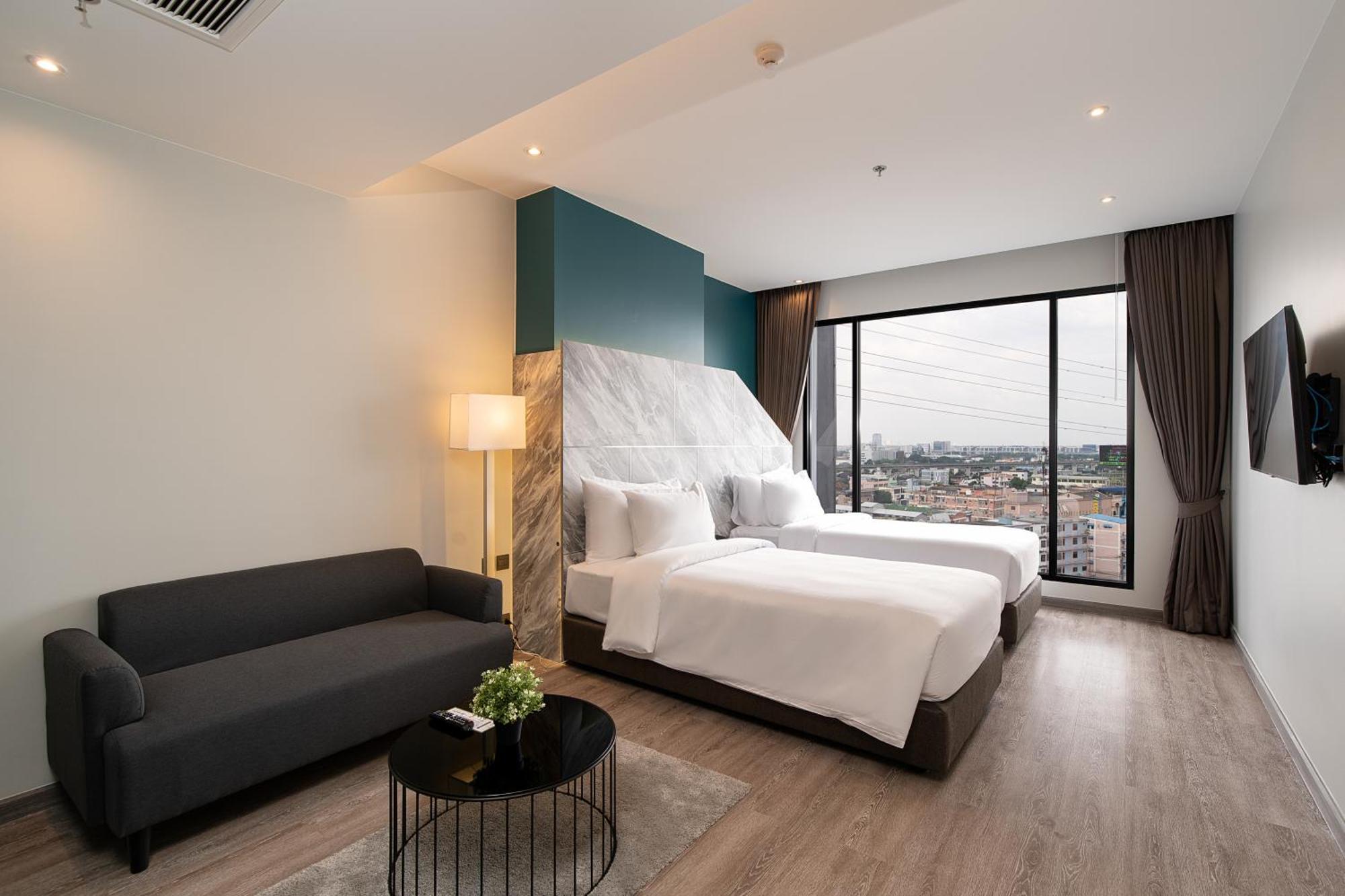 Thaya Hotel Bangkok Exterior photo