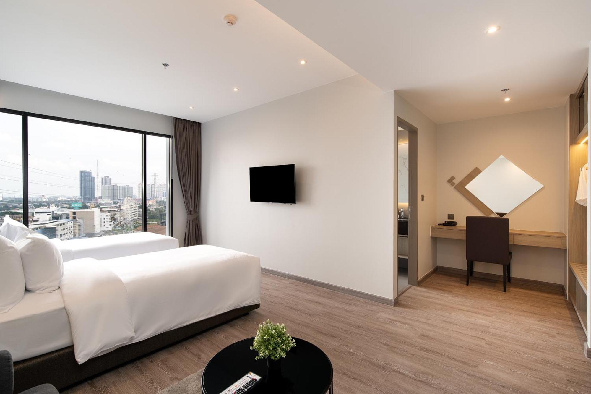 Thaya Hotel Bangkok Exterior photo
