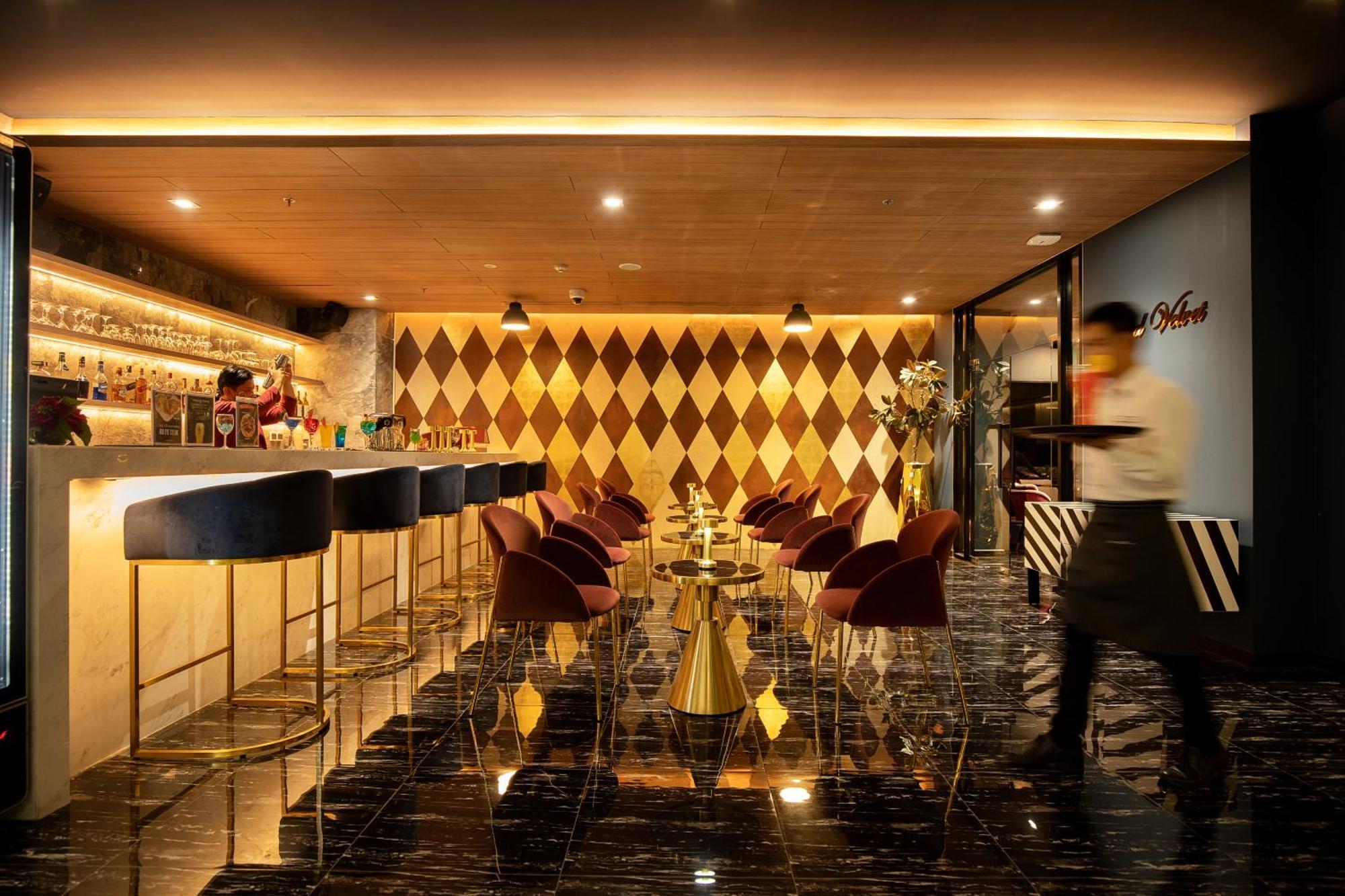 Thaya Hotel Bangkok Exterior photo