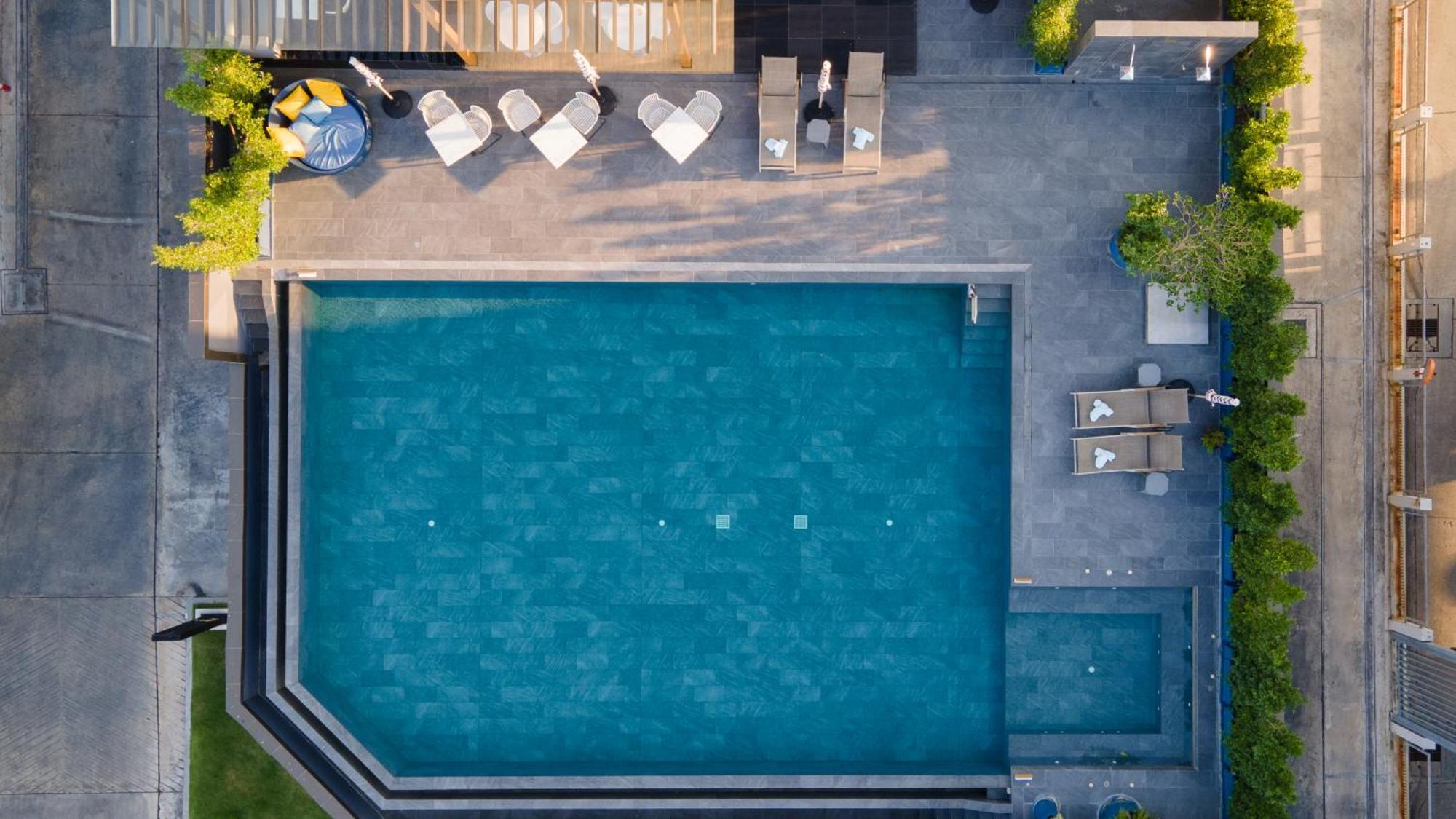 Thaya Hotel Bangkok Exterior photo